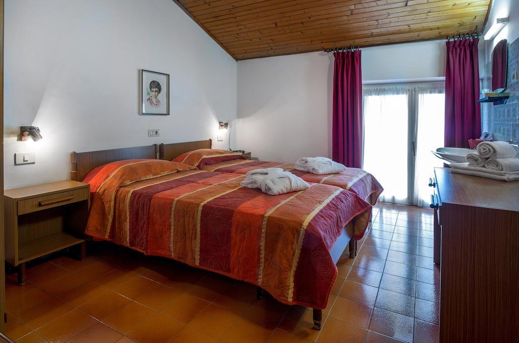 Albergo Villa Mimosa توربولي الغرفة الصورة