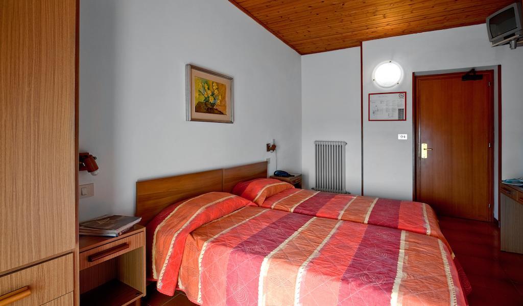 Albergo Villa Mimosa توربولي الغرفة الصورة